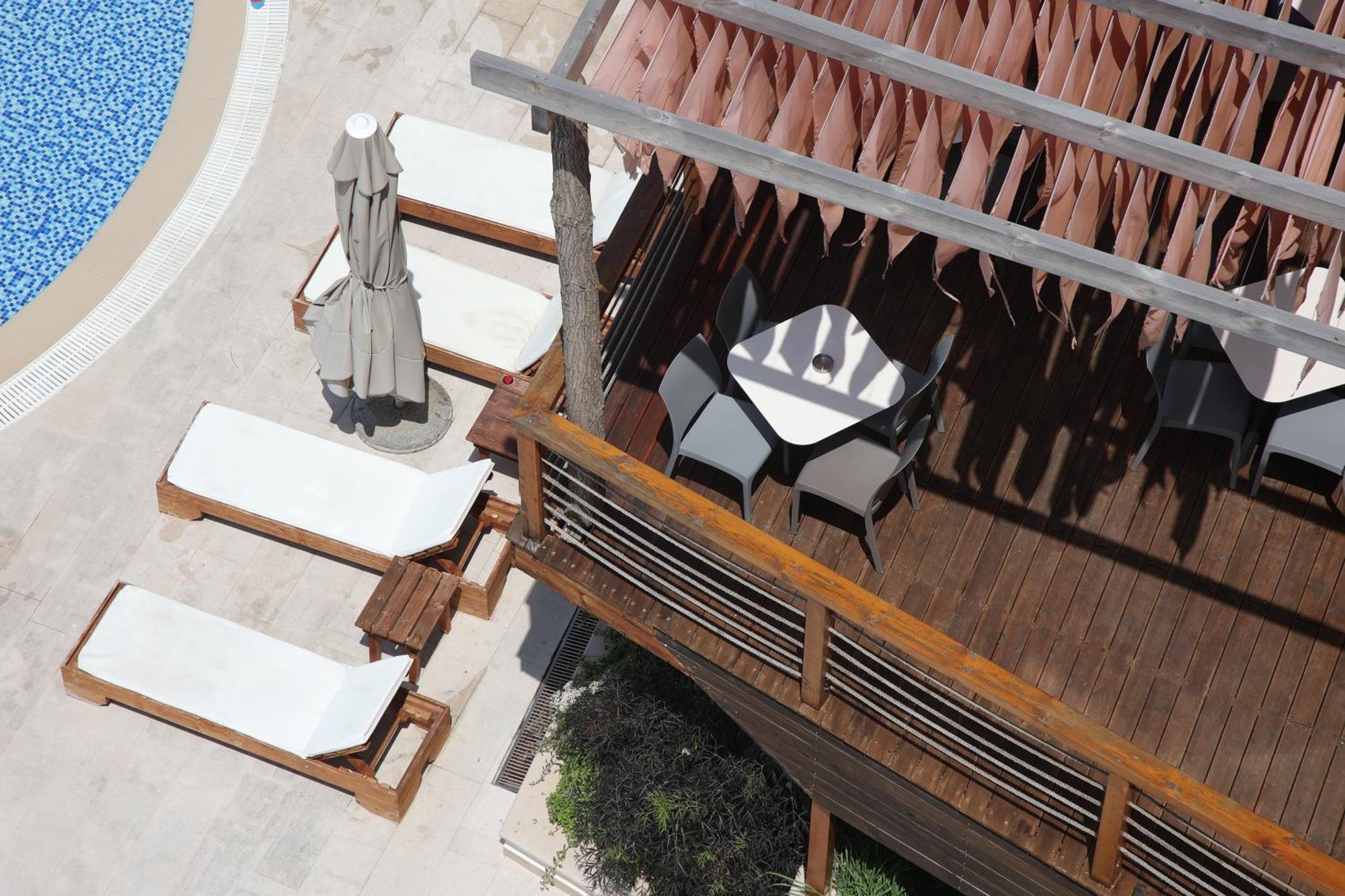 Harbour Hotel Sarande Exterior photo
